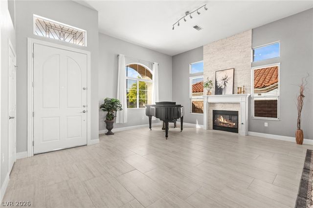 2900 Crown Ridge Drive, Las Vegas, NV 89134