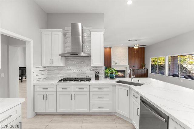 2900 Crown Ridge Drive, Las Vegas, NV 89134