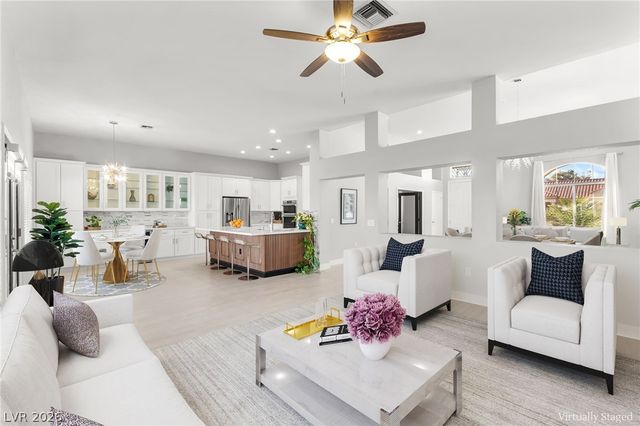 2900 Crown Ridge Drive, Las Vegas, NV 89134