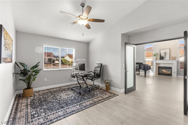 2900 Crown Ridge Drive, Las Vegas, NV 89134