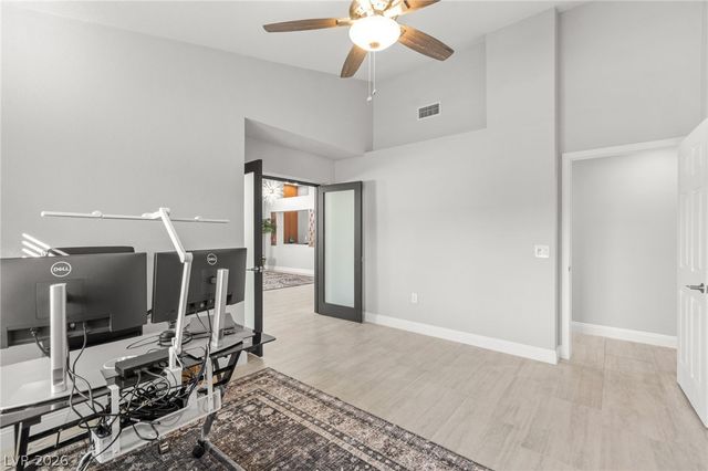 2900 Crown Ridge Drive, Las Vegas, NV 89134