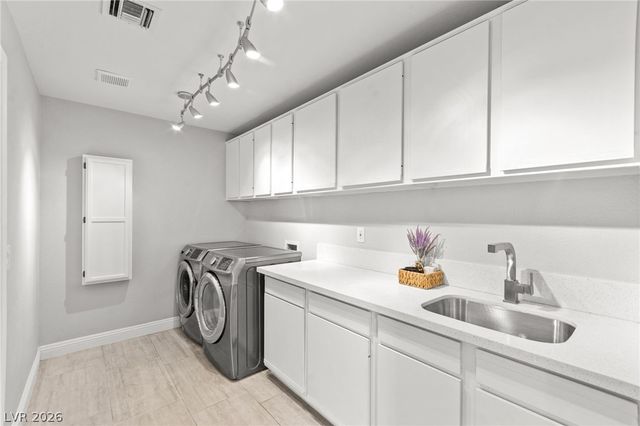 2900 Crown Ridge Drive, Las Vegas, NV 89134