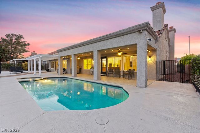 2900 Crown Ridge Drive, Las Vegas, NV 89134