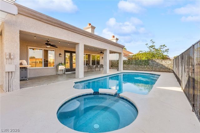 2900 Crown Ridge Drive, Las Vegas, NV 89134