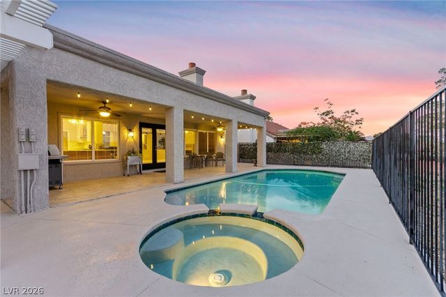 2900 Crown Ridge Drive, Las Vegas, NV 89134