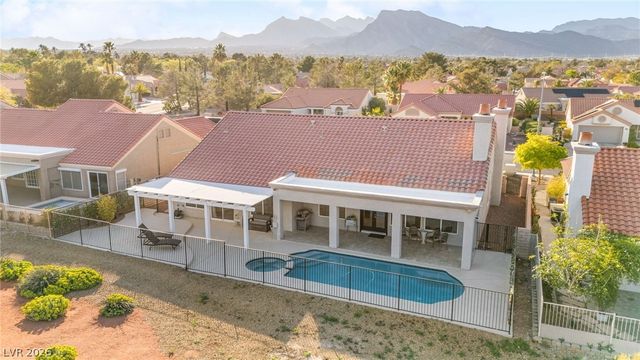 2900 Crown Ridge Drive, Las Vegas, NV 89134