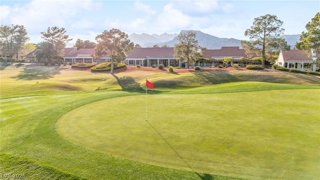 2900 Crown Ridge Drive, Las Vegas, NV 89134