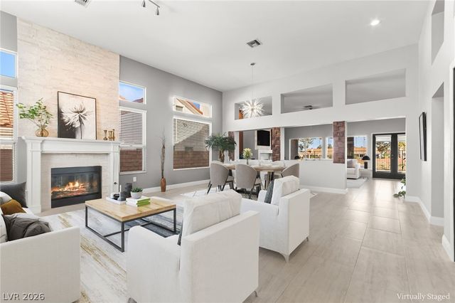 2900 Crown Ridge Drive, Las Vegas, NV 89134