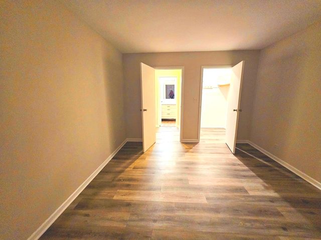 865 WESTMORELAND Drive 19, Vernon Hills, IL 60061