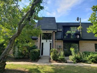 865 WESTMORELAND Drive 19, Vernon Hills, IL 60061