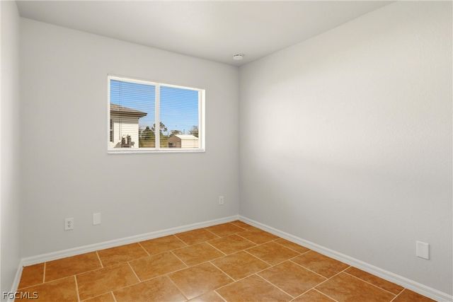 2607 30th ST SW, Lehigh Acres, FL 33976