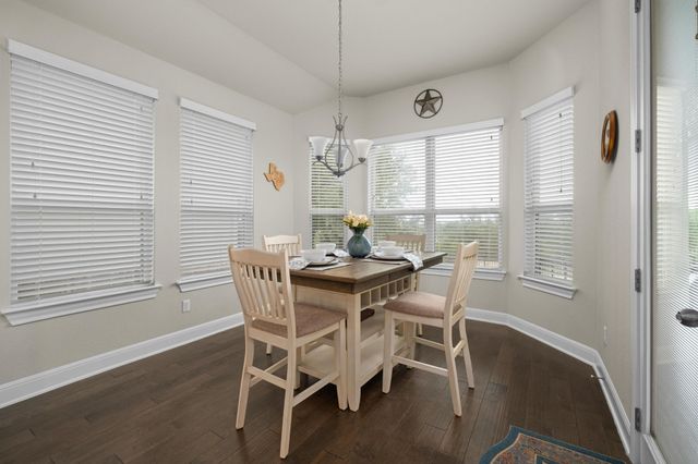 611 Founders RDG, Dripping Springs, TX 78620