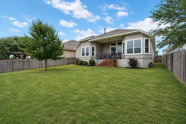 611 Founders RDG, Dripping Springs, TX 78620