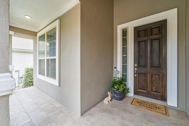 611 Founders RDG, Dripping Springs, TX 78620