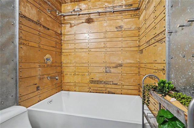 1516 Powers Street, Lawrence, KS 66044