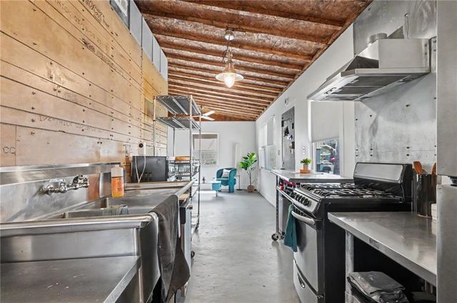 1516 Powers Street, Lawrence, KS 66044