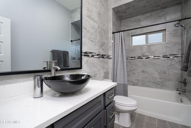 7380 MULE TEAM Drive, El Paso, TX 79911