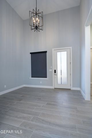 7380 MULE TEAM Drive, El Paso, TX 79911