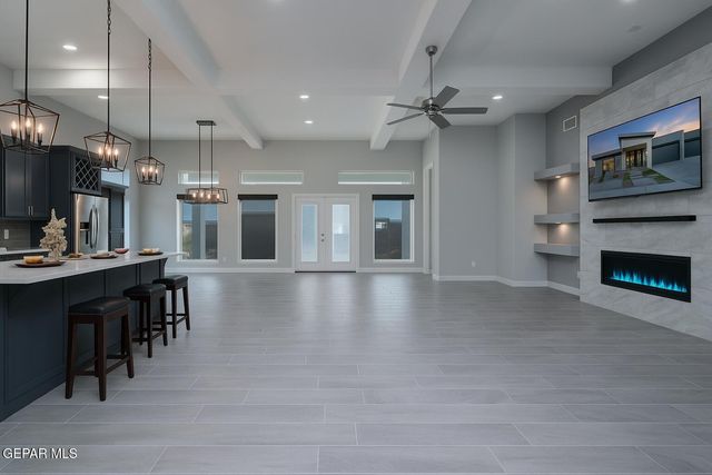 7380 MULE TEAM Drive, El Paso, TX 79911