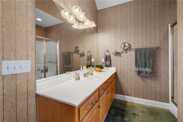 4413 Arlington Drive, Rogers, AR 72758