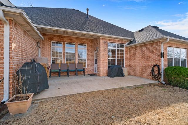 4413 Arlington Drive, Rogers, AR 72758