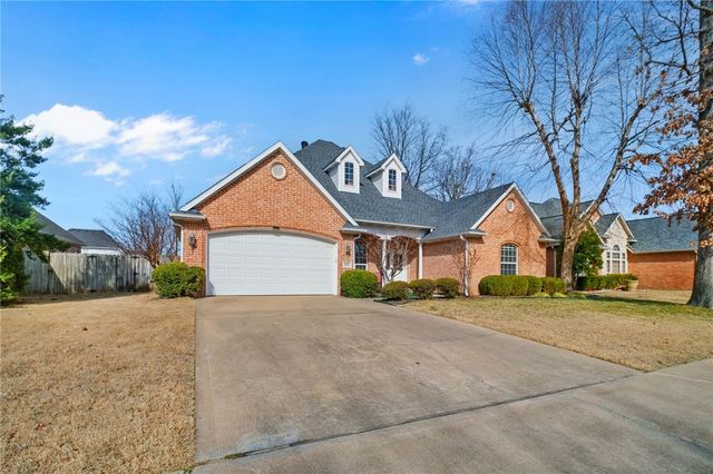 4413 Arlington Drive, Rogers, AR 72758
