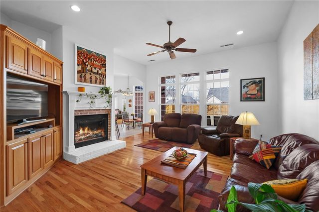 4413 Arlington Drive, Rogers, AR 72758