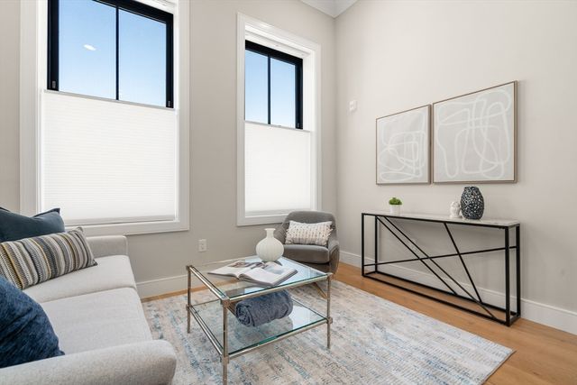 4 Franklin Street 202, Boston, MA 02134