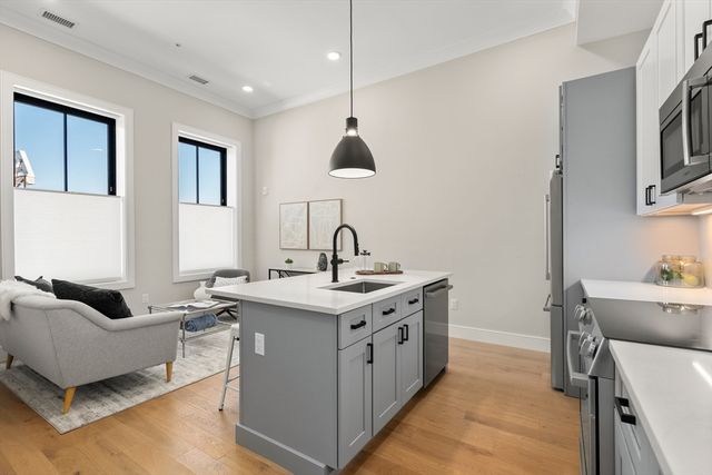 4 Franklin Street 202, Boston, MA 02134