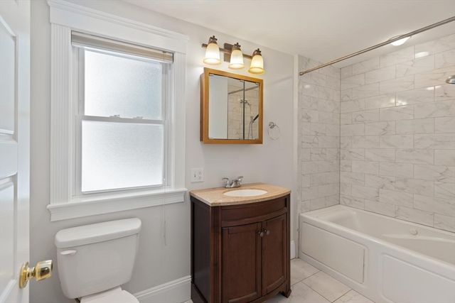 149 College Ave 1, Somerville, MA 02144