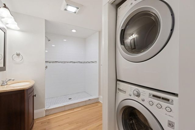 149 College Ave 1, Somerville, MA 02144