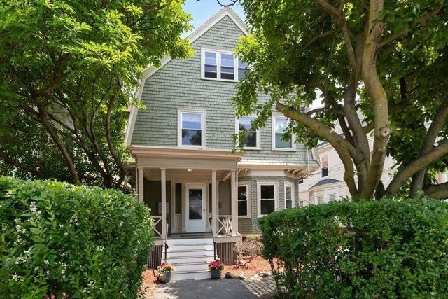 149 College Ave 1, Somerville, MA 02144