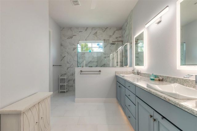 2816 E VENETIAN LAKE CIRCLE, New Smyrna Beach, FL 32168
