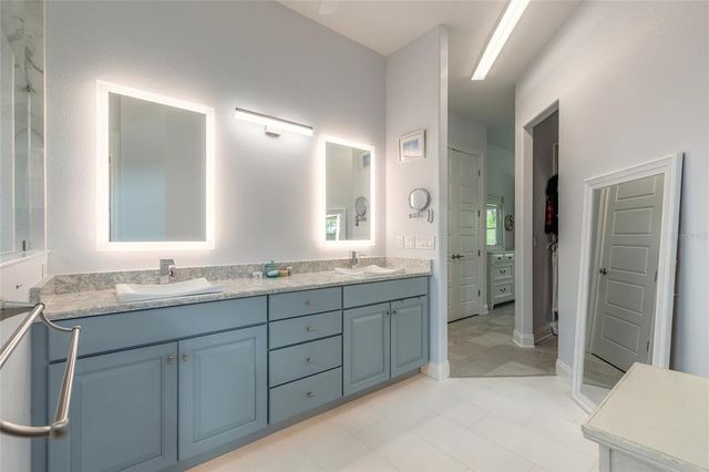 2816 E VENETIAN LAKE CIRCLE, New Smyrna Beach, FL 32168