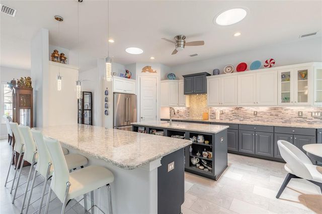 2816 E VENETIAN LAKE CIRCLE, New Smyrna Beach, FL 32168
