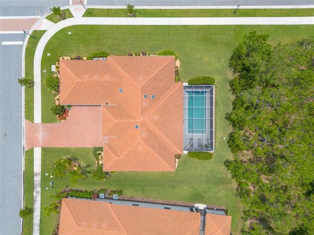 2816 E VENETIAN LAKE CIRCLE, New Smyrna Beach, FL 32168