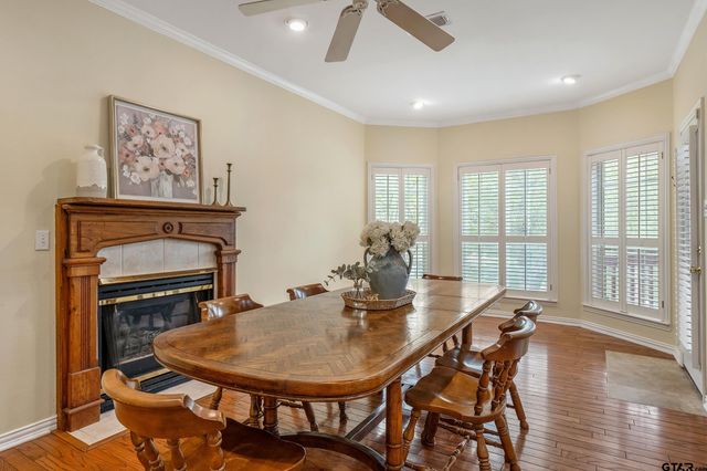 233 Lakeside Place, Mineola, TX 75773