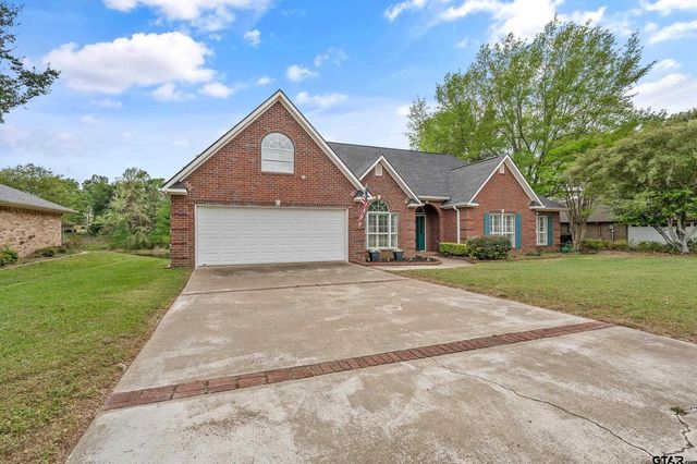 233 Lakeside Place, Mineola, TX 75773