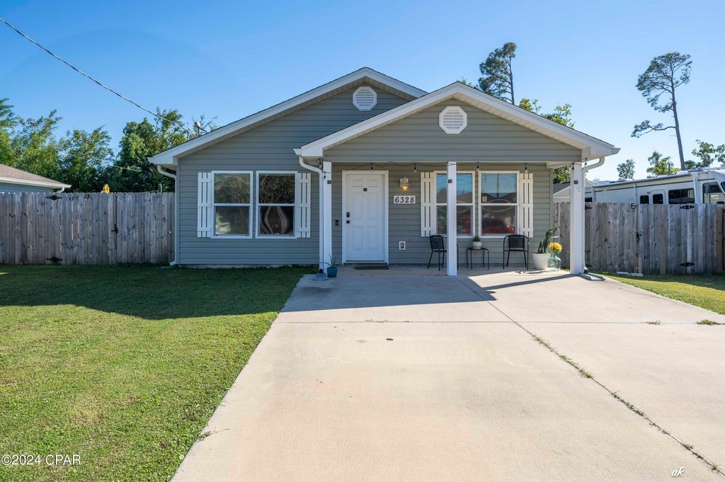6328 Olokee Street, Panama City, FL 32404