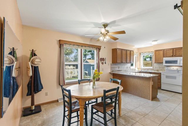 309 King Street, Stoughton, WI 53589