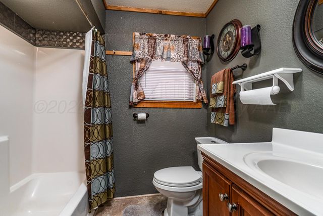 2702 S Highland Street, Amarillo, TX 79103