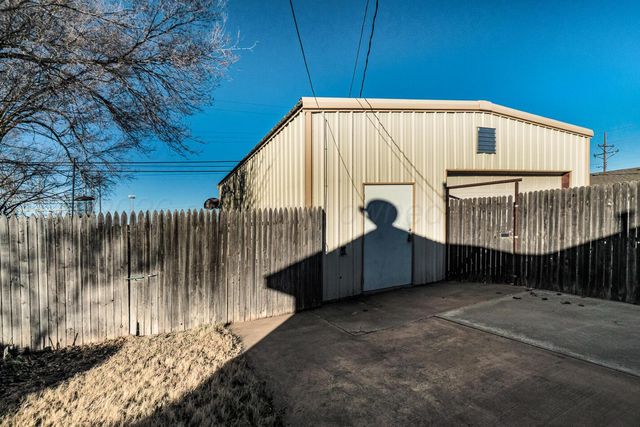 2702 S Highland Street, Amarillo, TX 79103