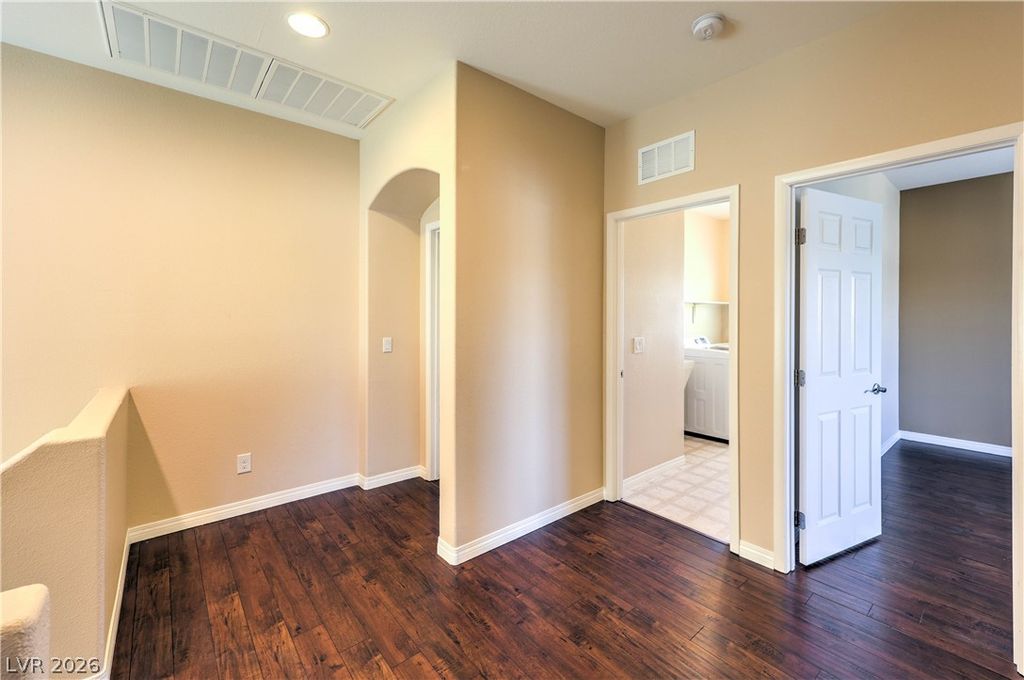 Image 16 of property listing at 9559 Vega Carpio Avenue, Las Vegas, NV 89178