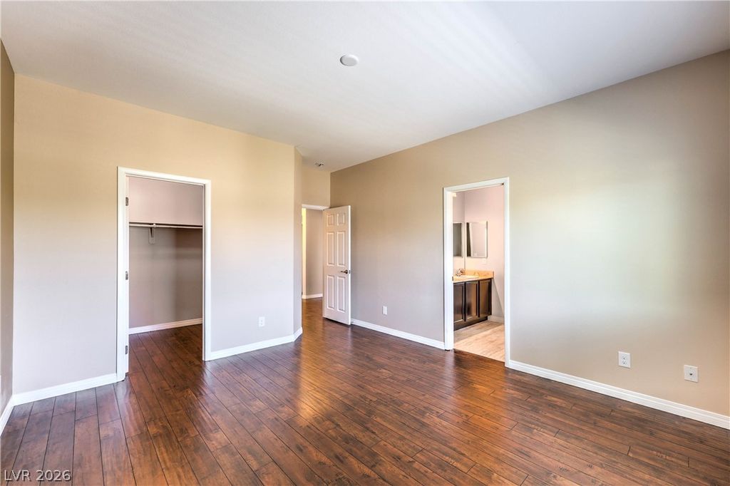 Image 23 of property listing at 9559 Vega Carpio Avenue, Las Vegas, NV 89178
