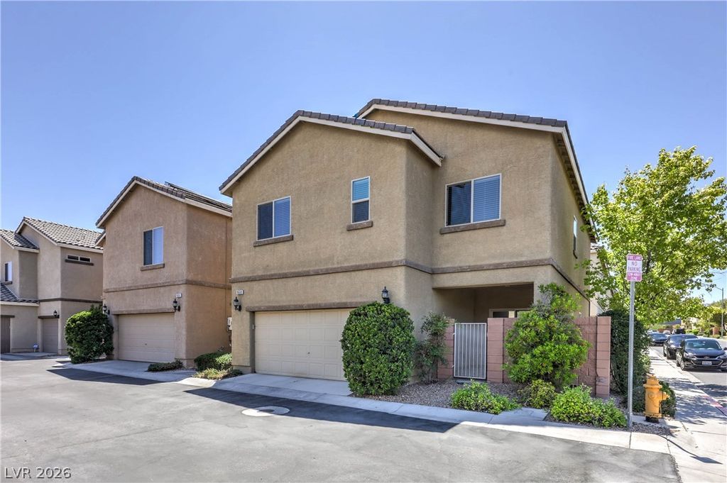 Image 6 of property listing at 9559 Vega Carpio Avenue, Las Vegas, NV 89178