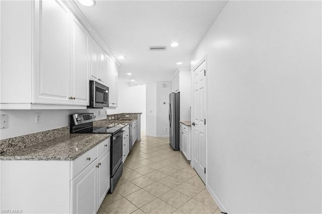 4209 Liron AVE 101, Fort Myers, FL 33916