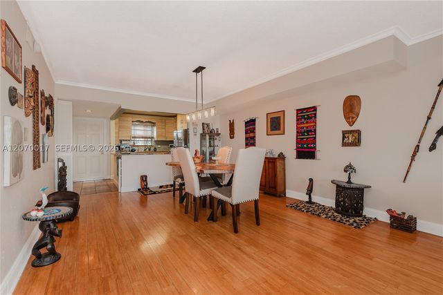 3051 NE 48th St 406, Fort Lauderdale, FL 33308