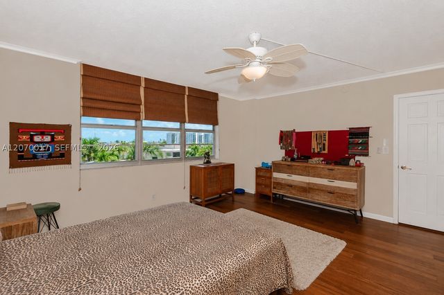 3051 NE 48th St 406, Fort Lauderdale, FL 33308