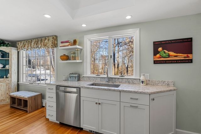 9 Brimblecomb, Marblehead, MA 01945