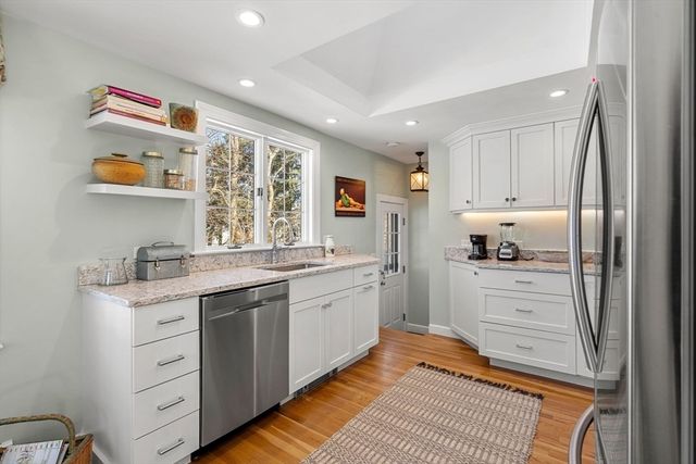 9 Brimblecomb, Marblehead, MA 01945